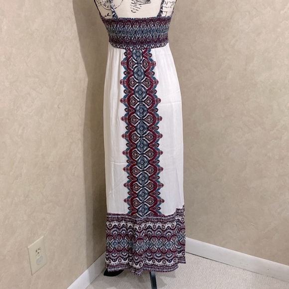 Boho Halter Maxi Dress from Xhilaration - Picture 9 of 13